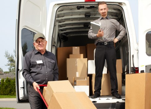Local man and van service in Balham for home and flat moves